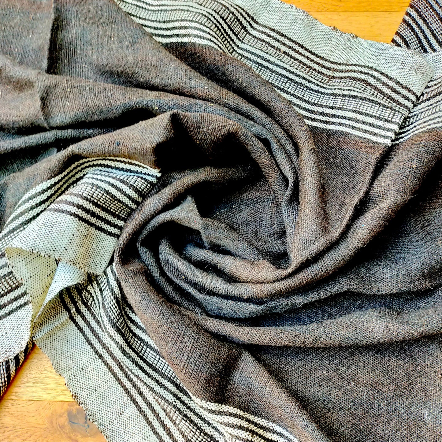 Handloom Desi Wool (Indian Wool) Shawls/Throws From Kutch. Dark Brown And Whie