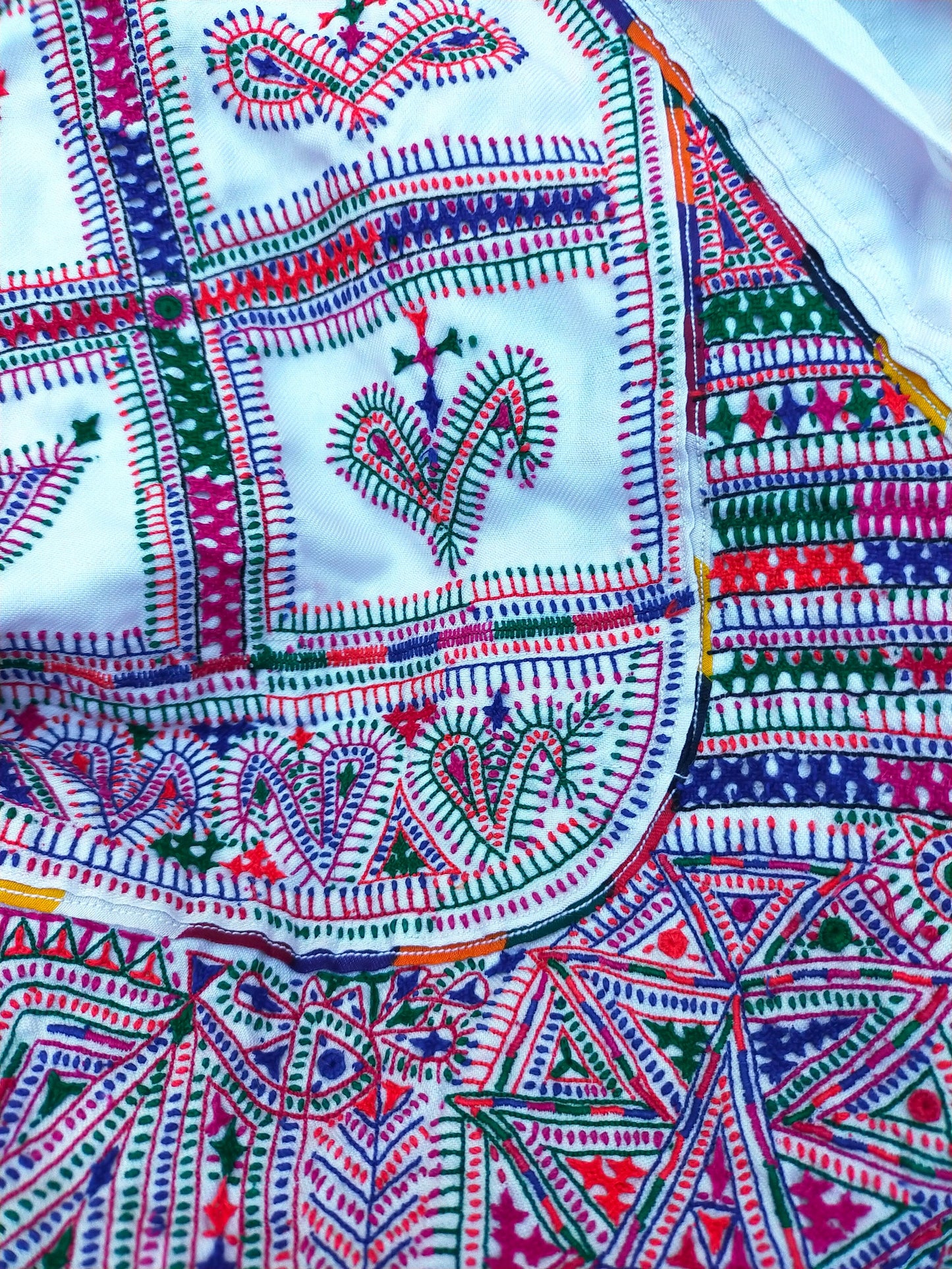 Vintage Indian Hand Embroidered Mens Rabari Shirt (kedia) Banjara Nomadic Tribal Long Half Finished