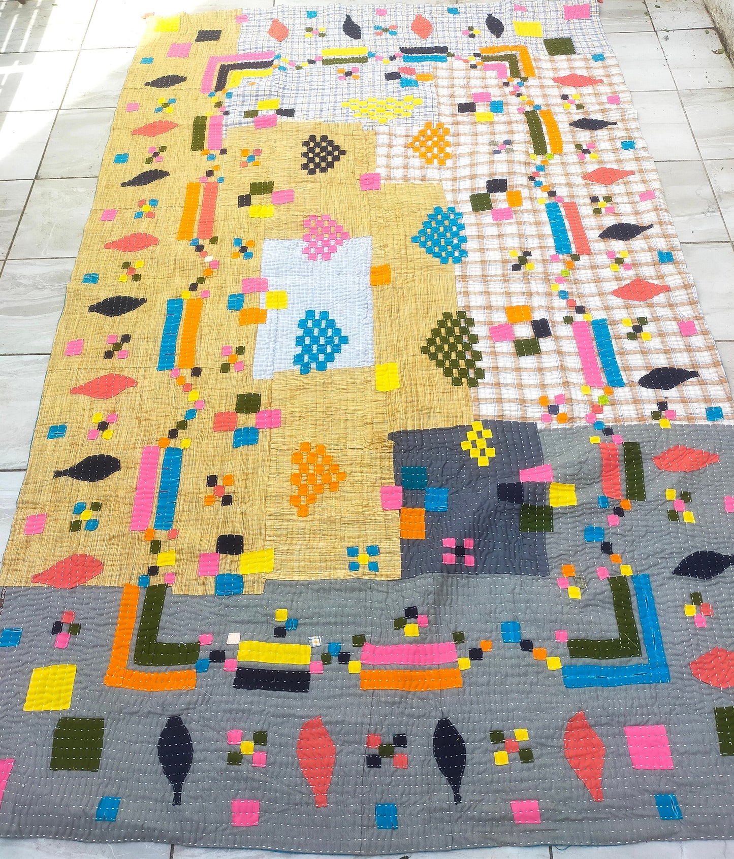 A Siddi Kawandi - Patchwork Kantha Blanket Or Throw, Made With Recycled Cotton - Hand-Stitched By African Indian Women In Karnataka