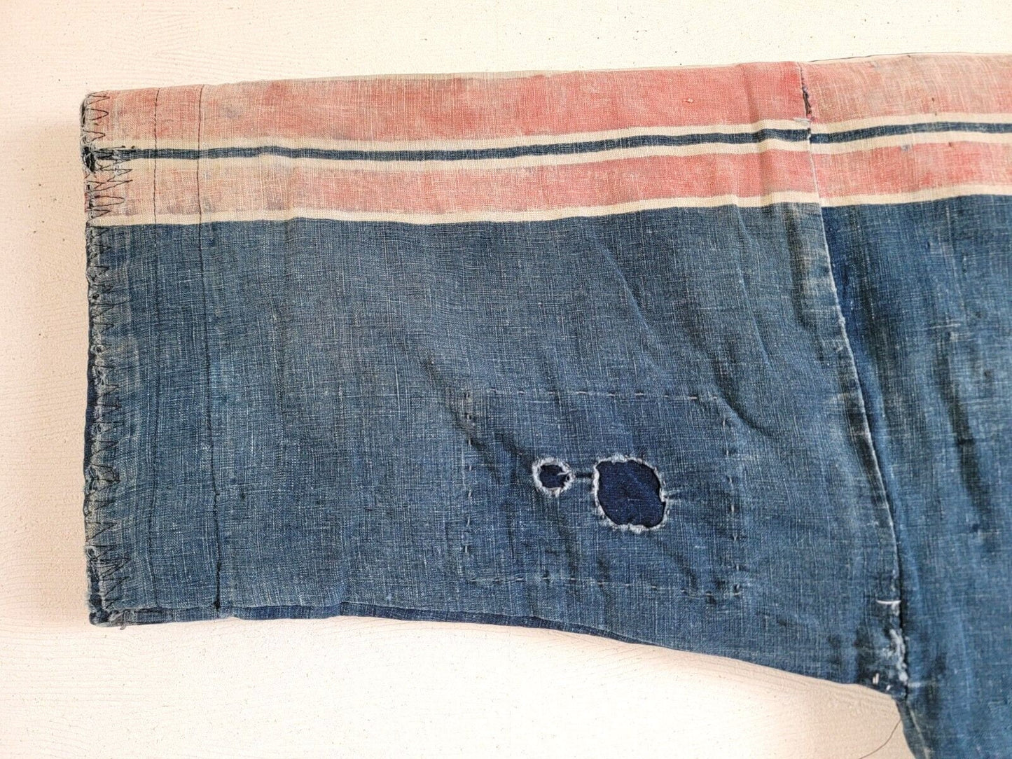 Vintage Japanese Indigo BORO Hanten Kimono With Red Sleeve Design