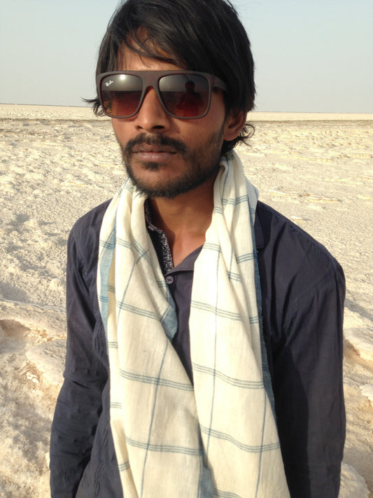Natural Organic Kala Cotton Hand Woven Scarf From Kutch