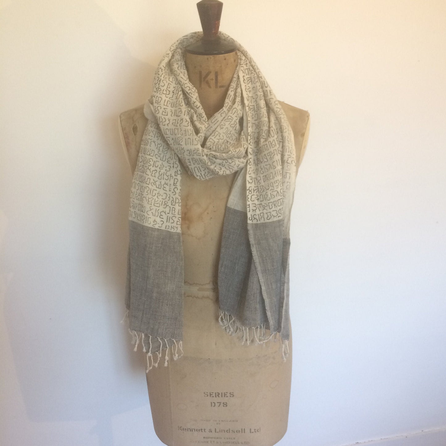 Organic, Ethically Sourced, Hand Woven, Kala Cotton Scarf From India