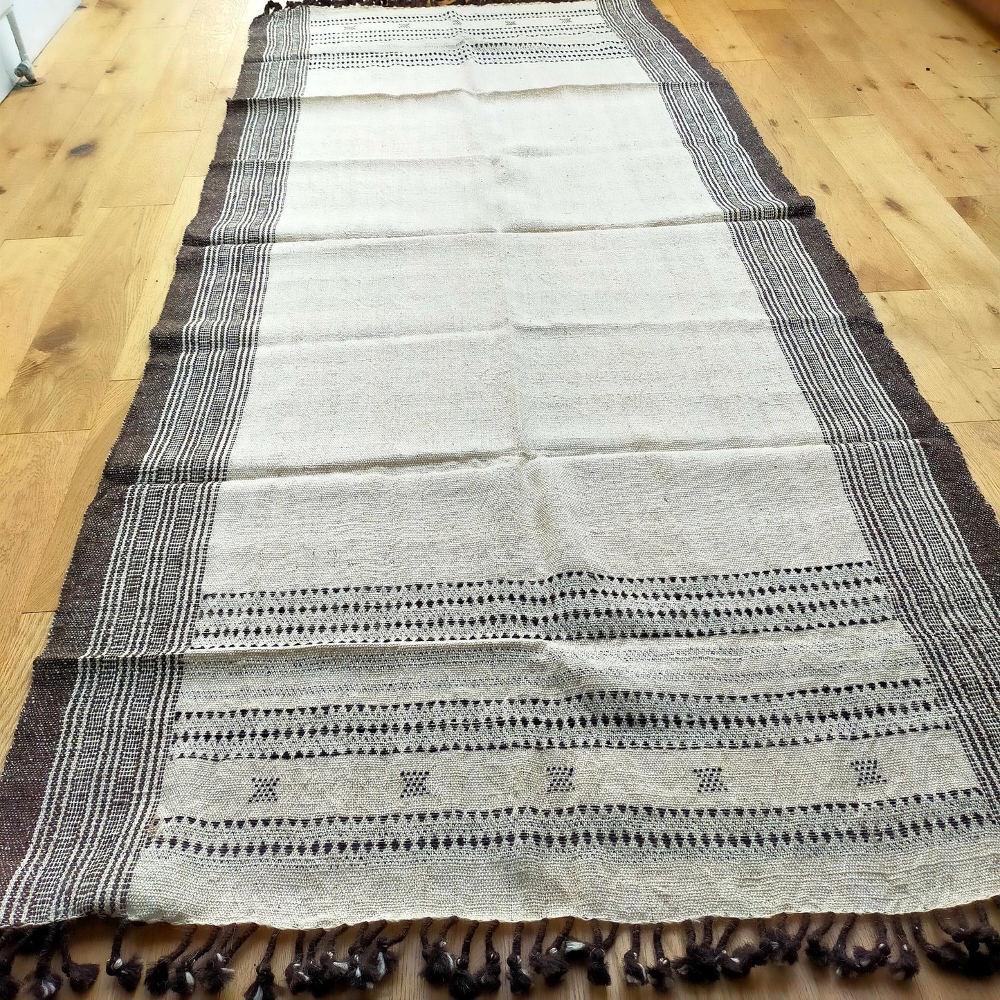 Khadi Handwoven Wollen Shawl From Kutch, India Cream And Brown