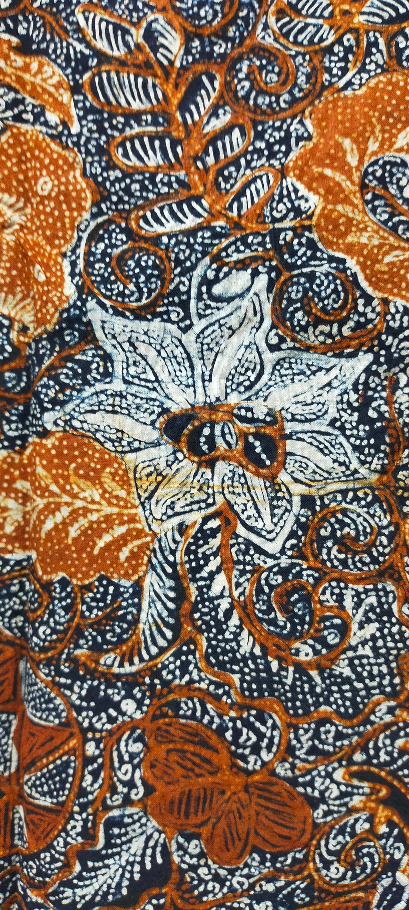 Large Vintage Javanese Naturally Dyed Indonesian Batik Shawl, Tulis Sarong. Solo Style