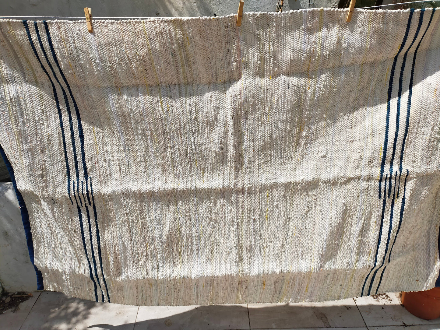 Handmade Natural Indigo Recycled Indian Chindi Rag Rug - Sustainable