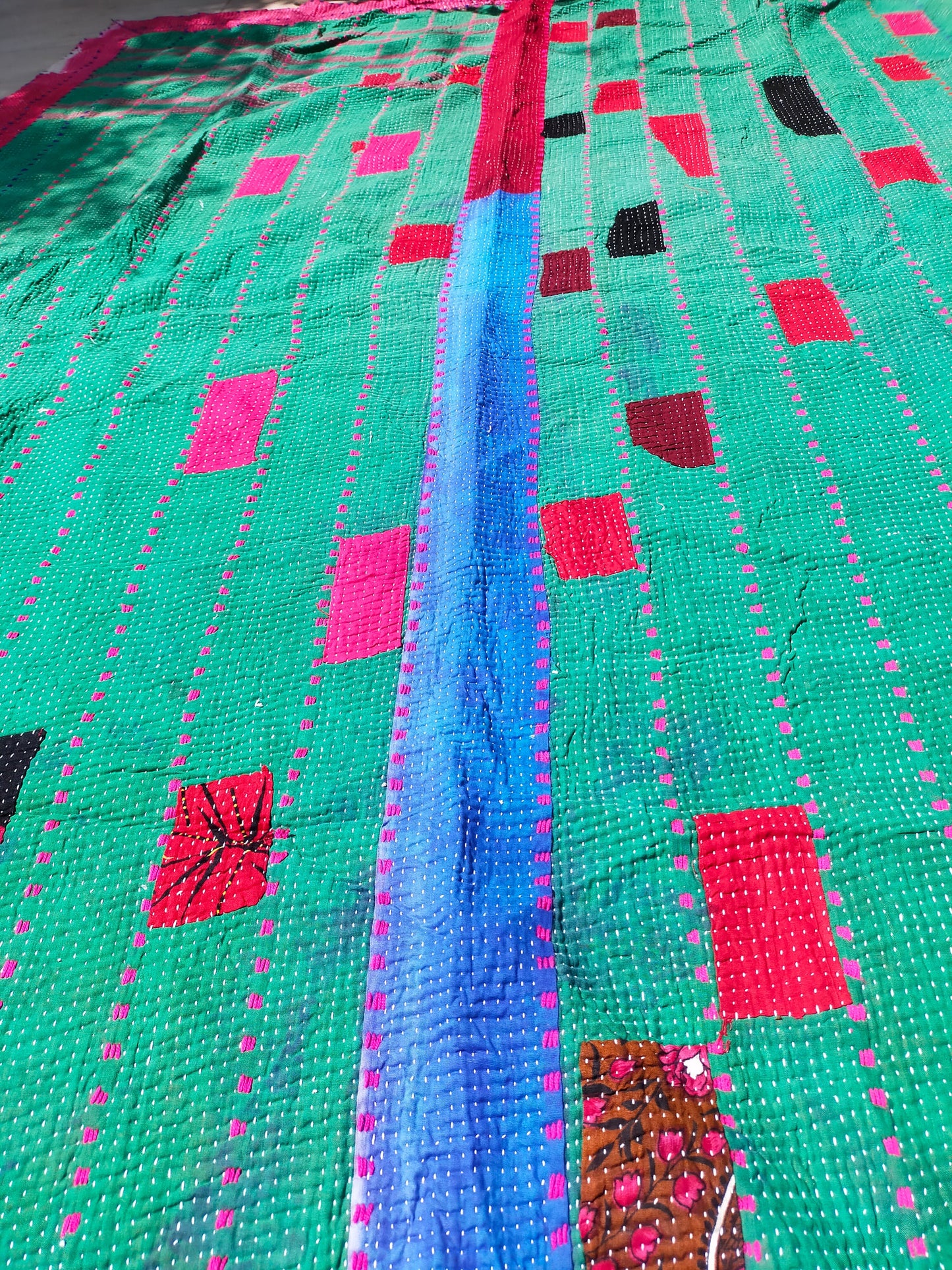Vintage Bengali Kantha - Patchwork Kantha Blanket Quilt From India Made From Recycled Cotton Saris Hand-Stitched Together.