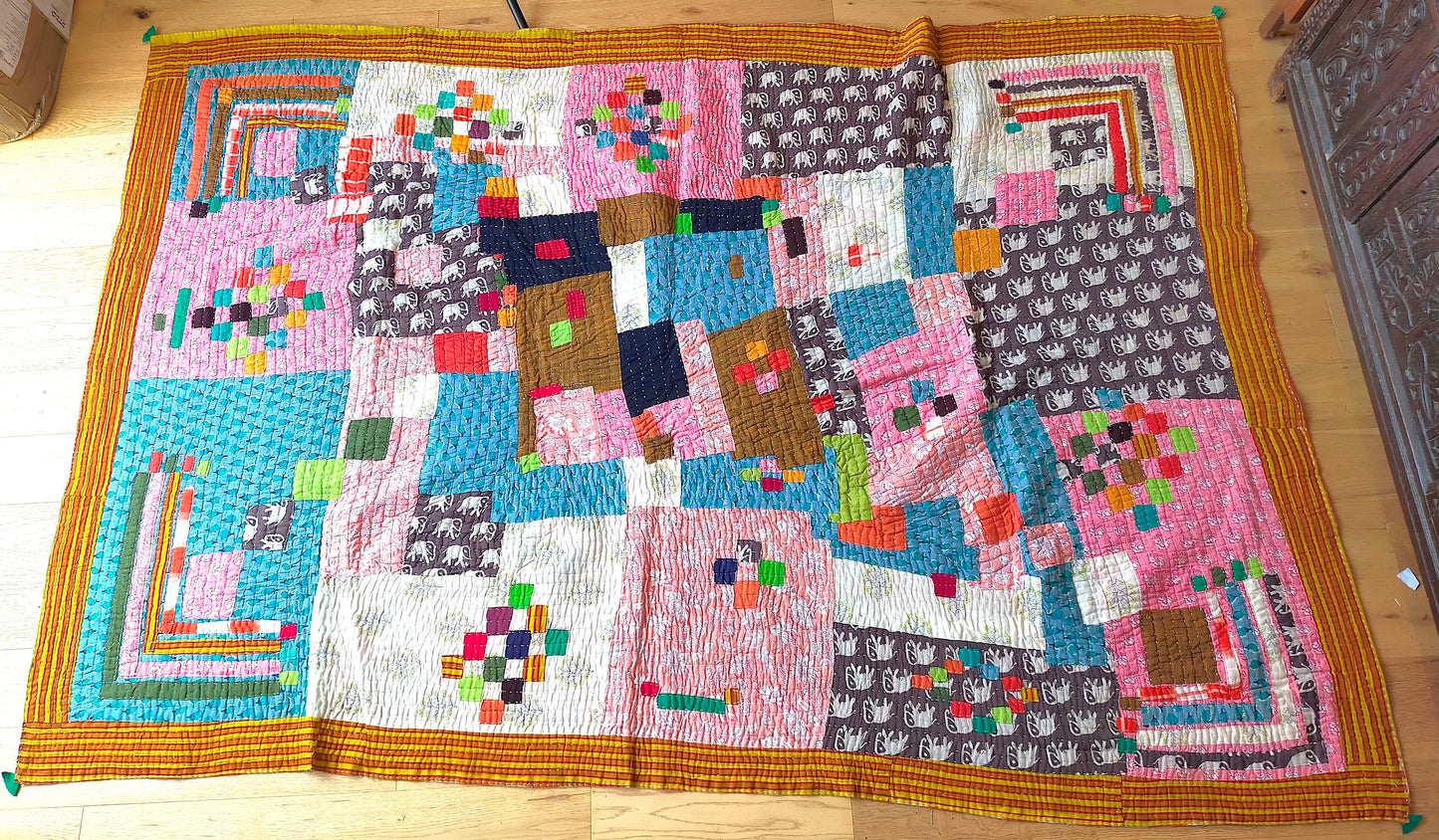 Siddi Kawandi - A Patchwork Kantha Quilt Or Throw Made With Cotton Offcuts - Hand-Stitched By African Indian Women In Karnataka