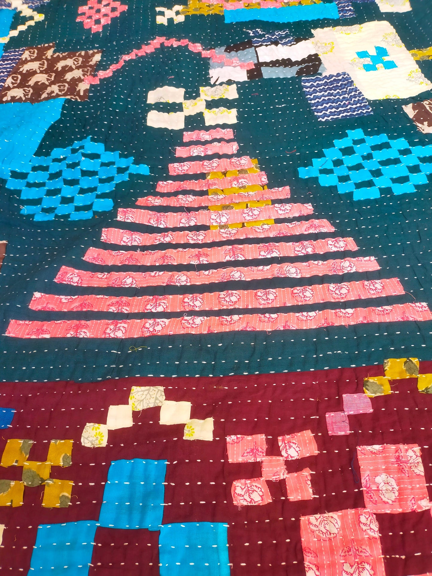 Hand-Stitched Siddi Kawandi Patchwork Quilt Made With Recycled Cotton In India - Like Kantha
