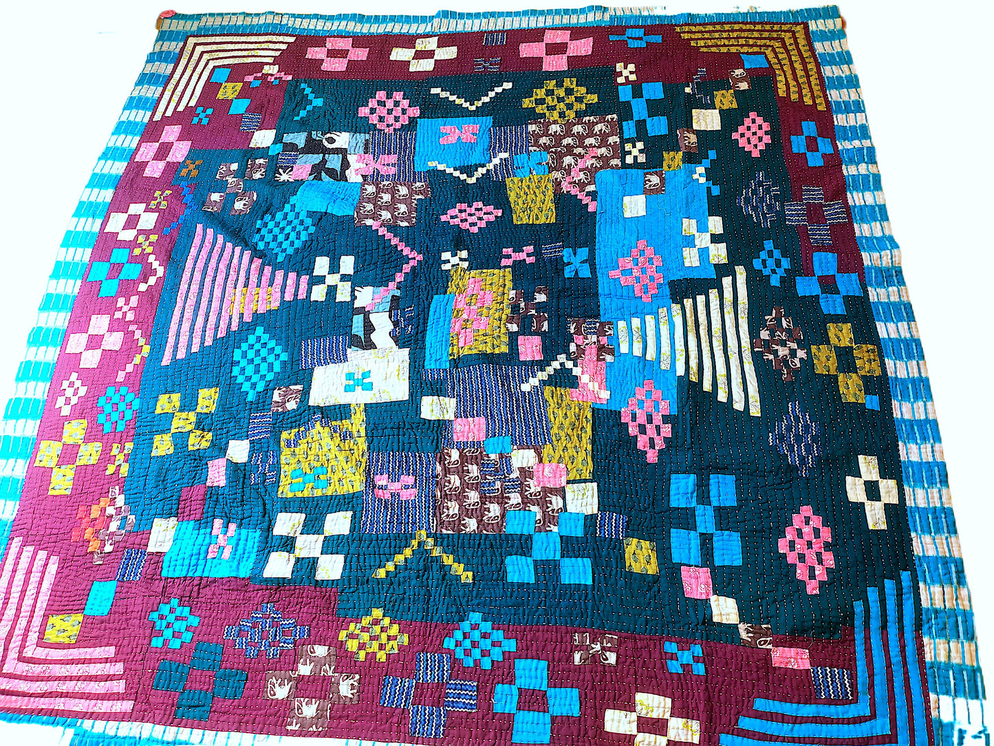 Hand-Stitched Siddi Kawandi Patchwork Quilt Made With Recycled Cotton In India - Like Kantha