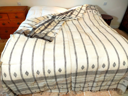 Handwoven Sheeps Wool Blanket King Size In Brown And Cream Natural Colours From Kutch, Gujarat