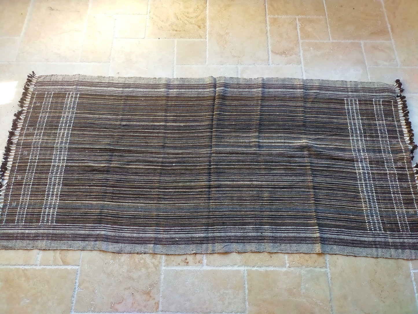 Handwoven Desi Wool (indian wool) Shawls/Throws From Kutch Gujarat, Natural Brown And White